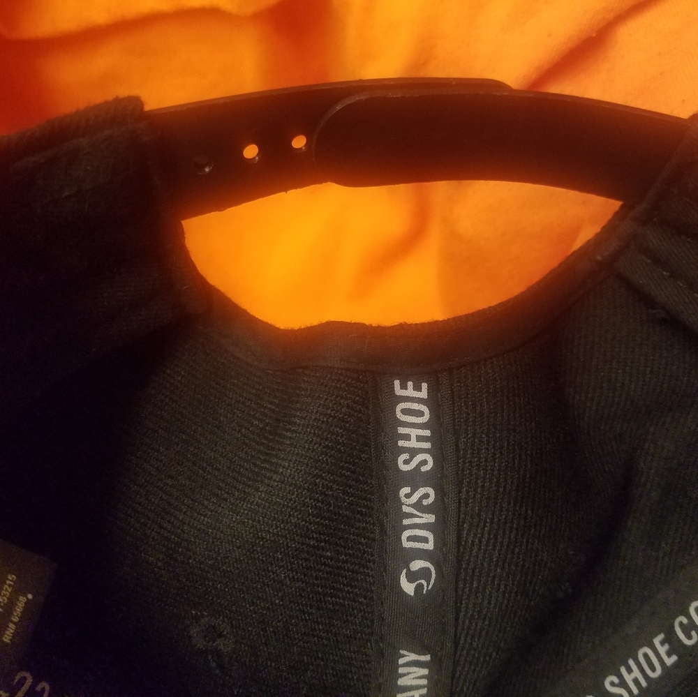 Snapback hat - Picture 2 of 2